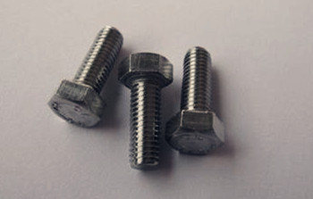 1598854367252206.jpg 怎樣防止外六角螺栓斷裂?