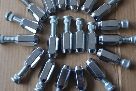 汽車螺栓的工作原理、特點(diǎn)和使用方法
