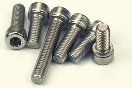 如何確定內(nèi)六角螺栓供應(yīng)商？五個(gè)技巧需掌握！